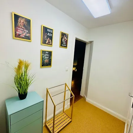Moderne In Kiel-holtenau, Strandnaehe, 2 Zimmer, Voll Ausgestattet, Gute Anbindung * 킬