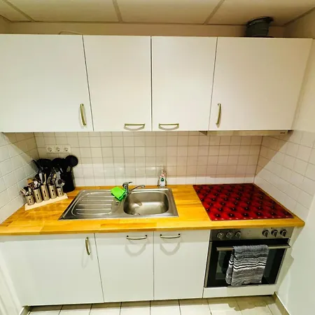 Moderne In Kiel-holtenau, Strandnaehe, 2 Zimmer, Voll Ausgestattet, Gute Anbindung 킬