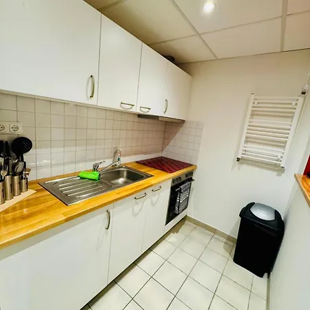 Moderne In Kiel-holtenau, Strandnaehe, 2 Zimmer, Voll Ausgestattet, Gute Anbindung * 킬
